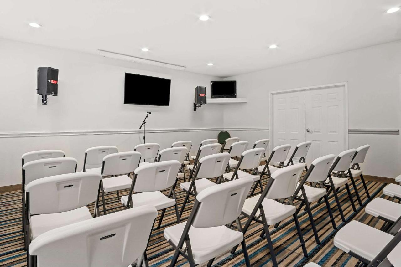 Meeting Room at MainStay Suites Addison-Dallas